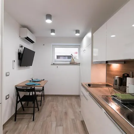 Room At Vacation Station Piran Exterior photo