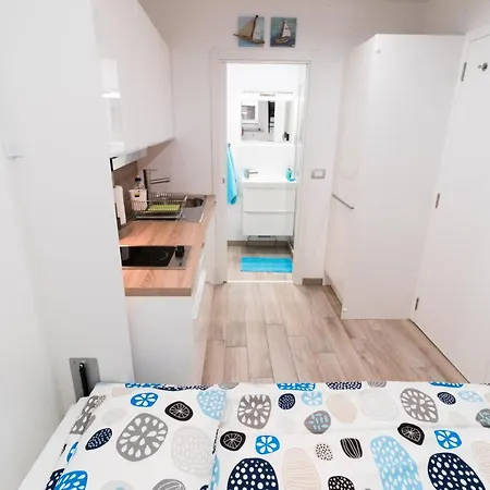 Room At Vacation Station Piran Exterior photo